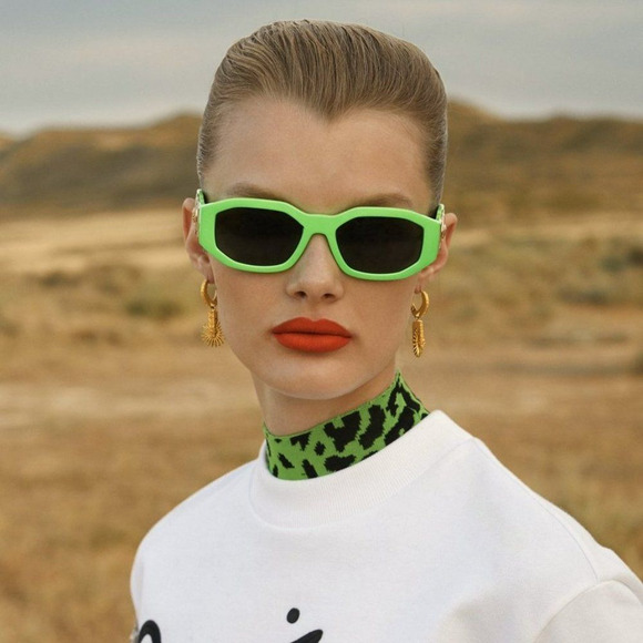? Versace VE4361 531987 Sunglasses Fluorescent Green Oval Unisex main image 9